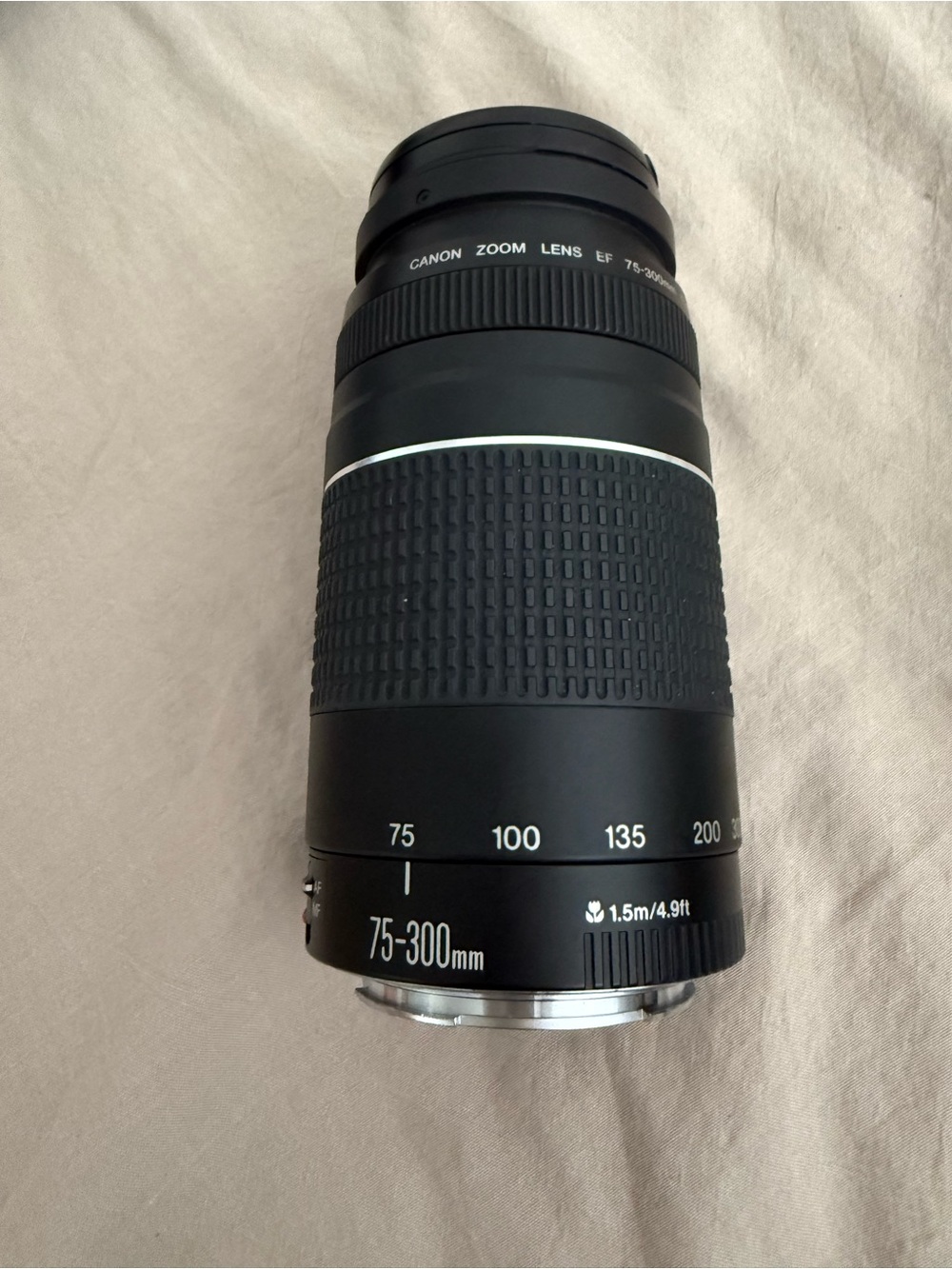 Canon EF 75–300mm f/4–5.6